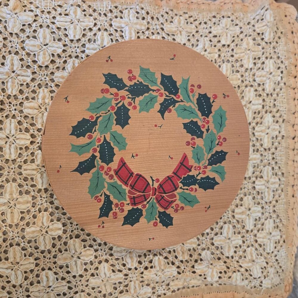 Vintage Hallmark Wooden Desert Plate Holder